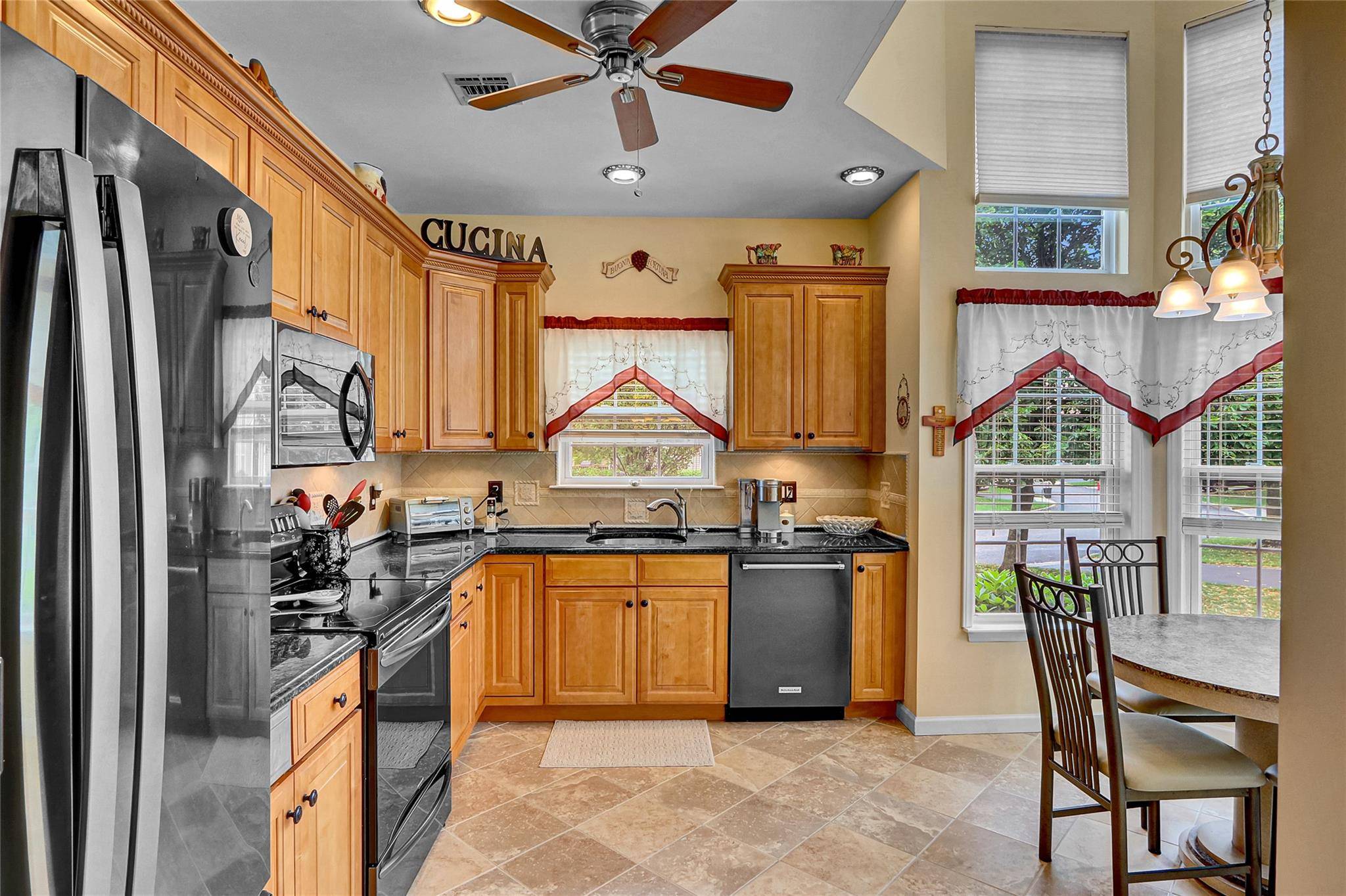 Miller Place, NY 11764,7 Halley LN