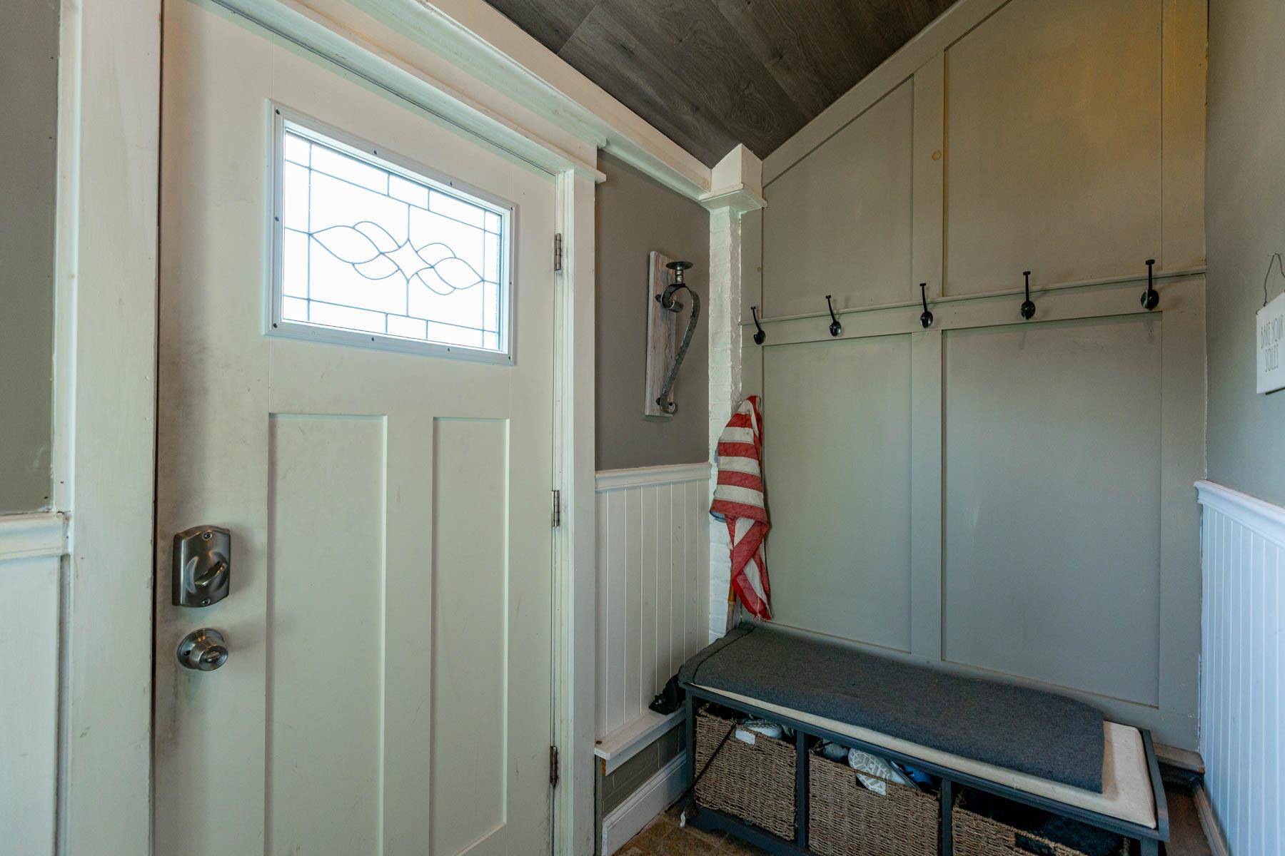Islip Terrace, NY 11752,37 Andrew AVE