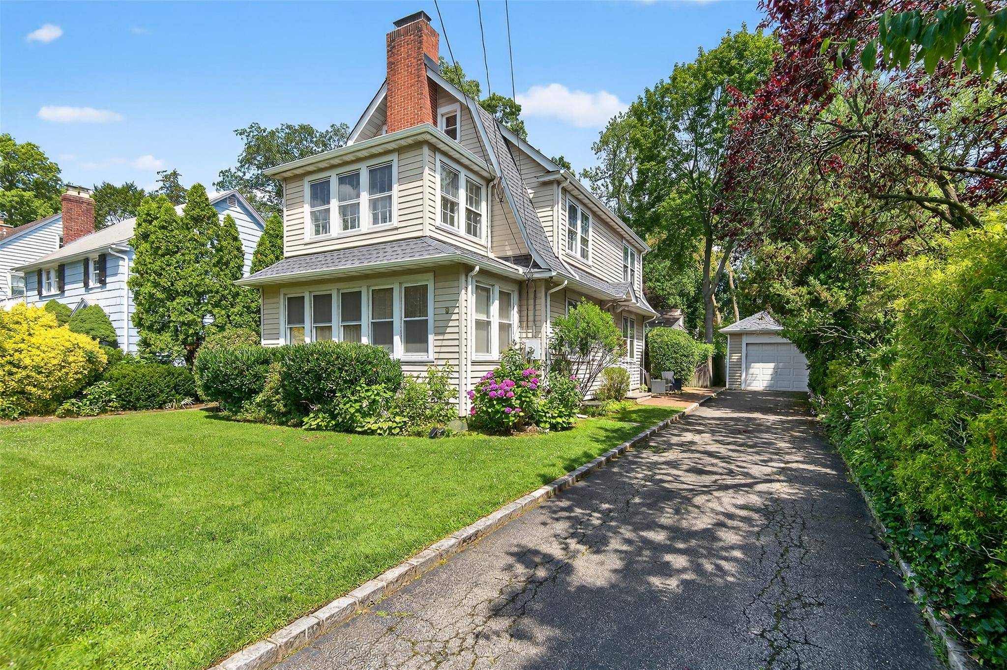 Port Washington, NY 11050,9 Vista WAY