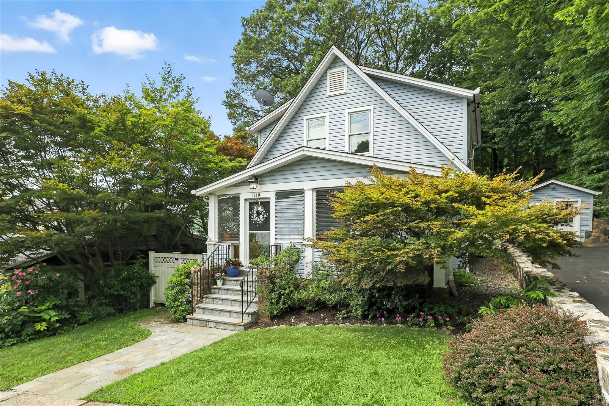 210 Husted AVE, Peekskill, NY 10566