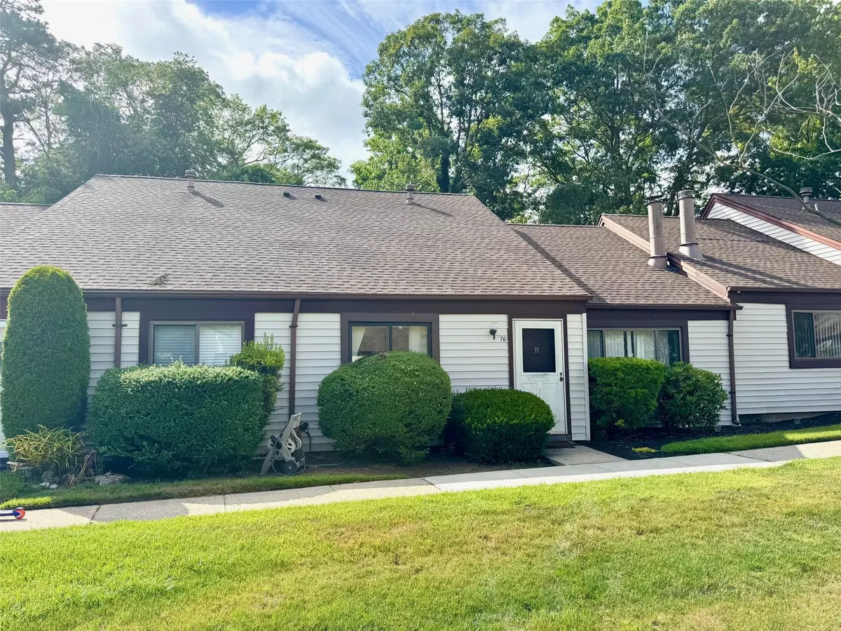 Middle Island, NY 11953,76 Gauguin #76