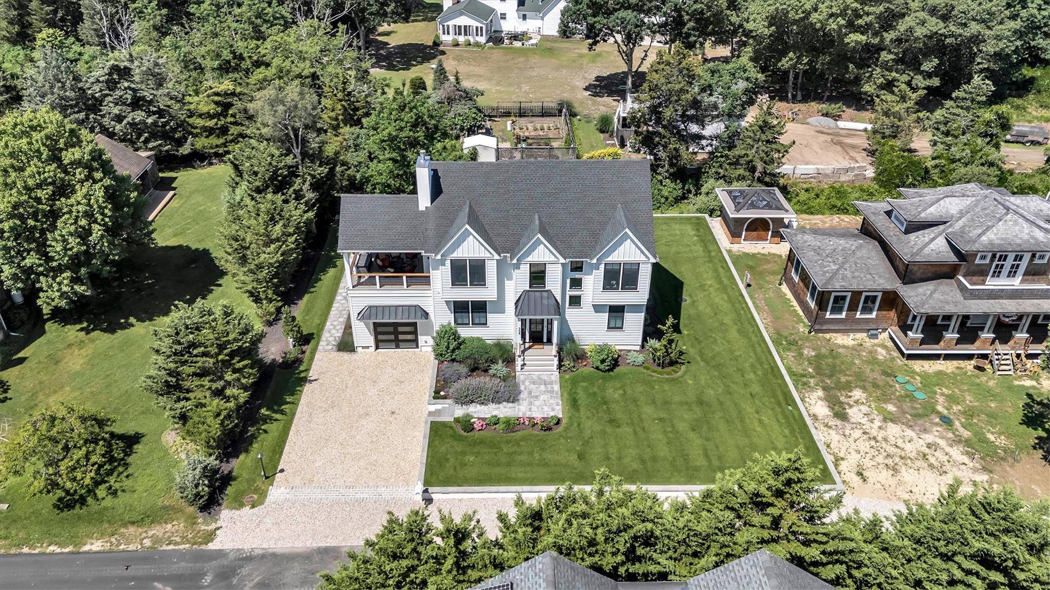 Mattituck, NY 11952,305 Fay CT