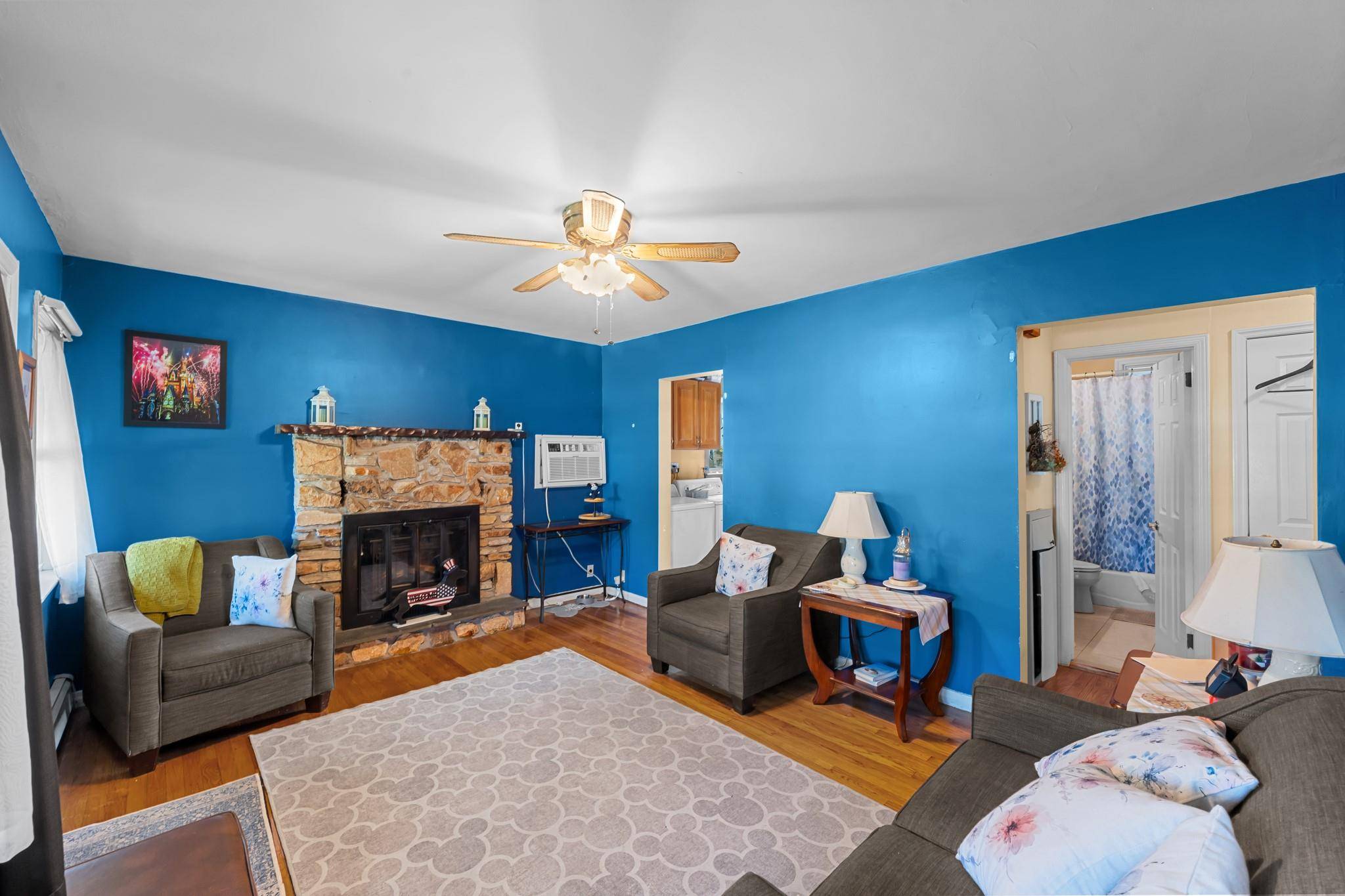 Valley Stream, NY 11581,1 Horton RD