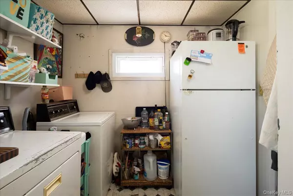 Elmont, NY 11003,86 Gotham AVE