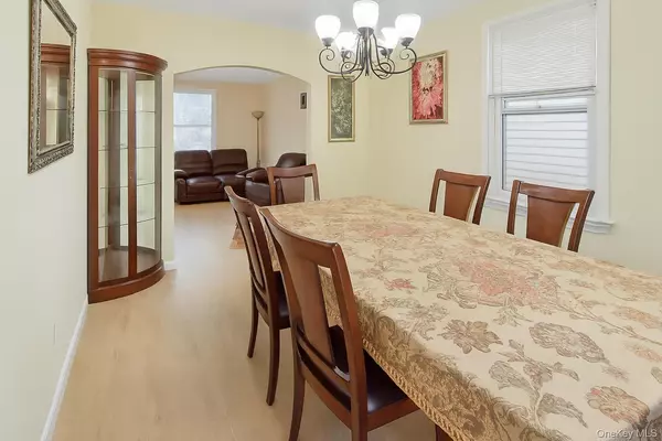 Bronx, NY 10470,4431 Matilda AVE