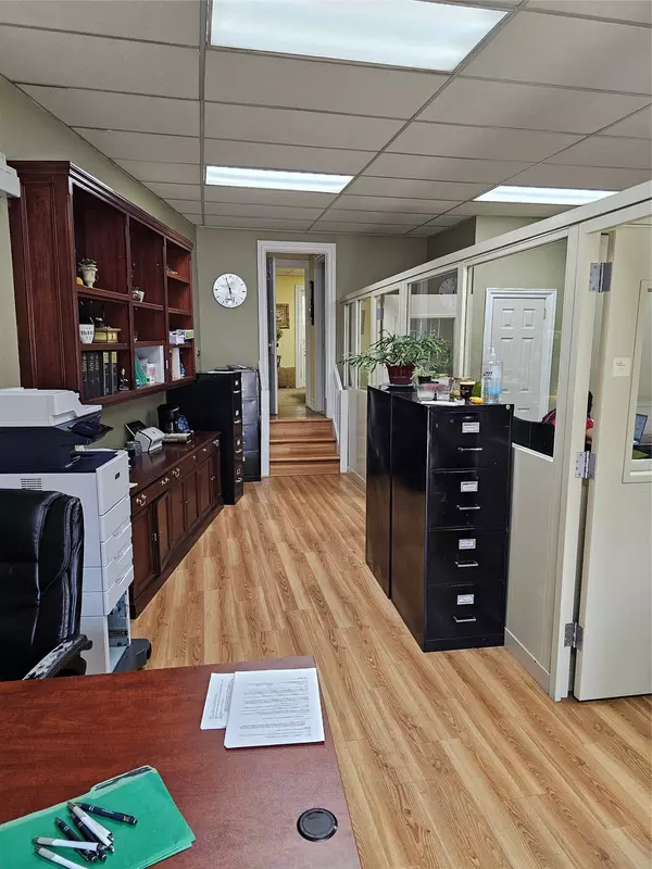 Bellerose, NY 11426,247-67 Jericho Turnpike