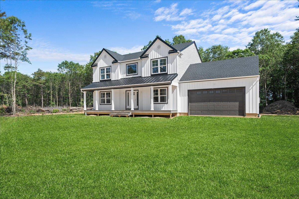 Centereach, NY 11720,10 Fourth AVE