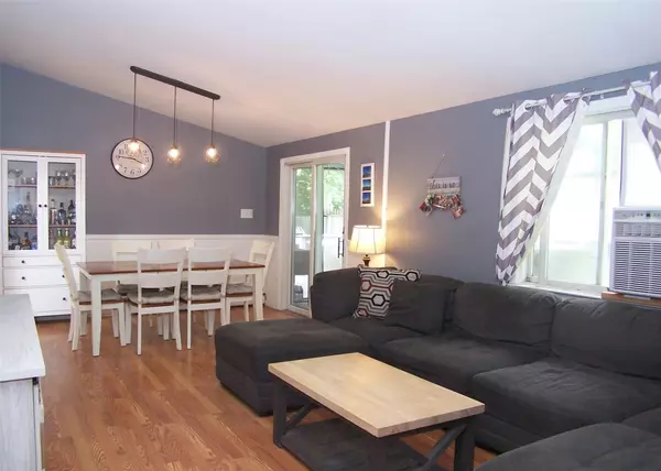 Ronkonkoma, NY 11779,5 Windham LN