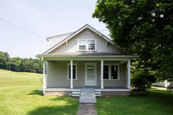Rhinebeck, NY 12572,77 Old Post RD