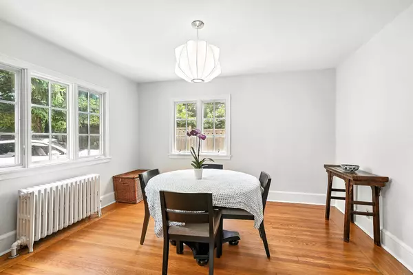 Larchmont, NY 10538,22 Cambridge CT