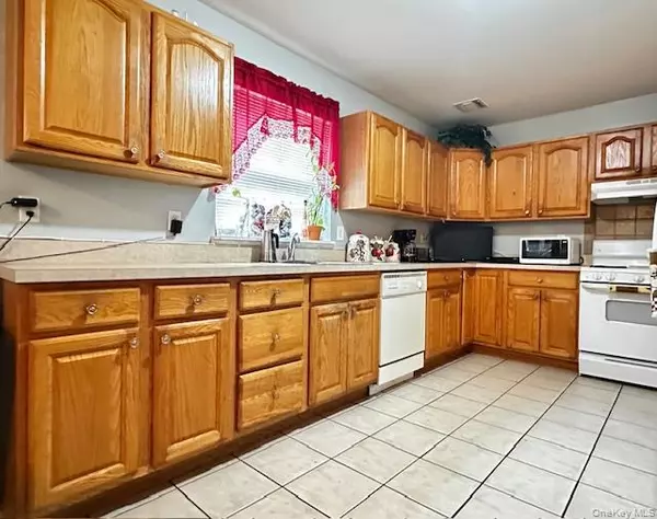 Haverstraw, NY 10927,24 Partition ST