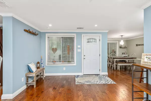 Medford, NY 11763,197 Birchwood RD