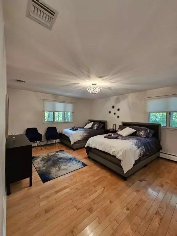 Monroe, NY 10950,11 Cliff CT
