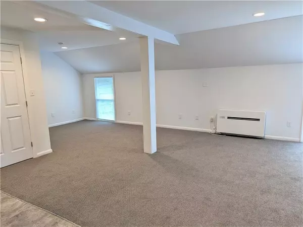 Pine Bush, NY 12566,99 Depot ST #9
