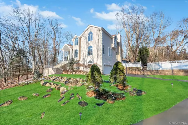 141 Shore Road, Mount Sinai, NY 11766