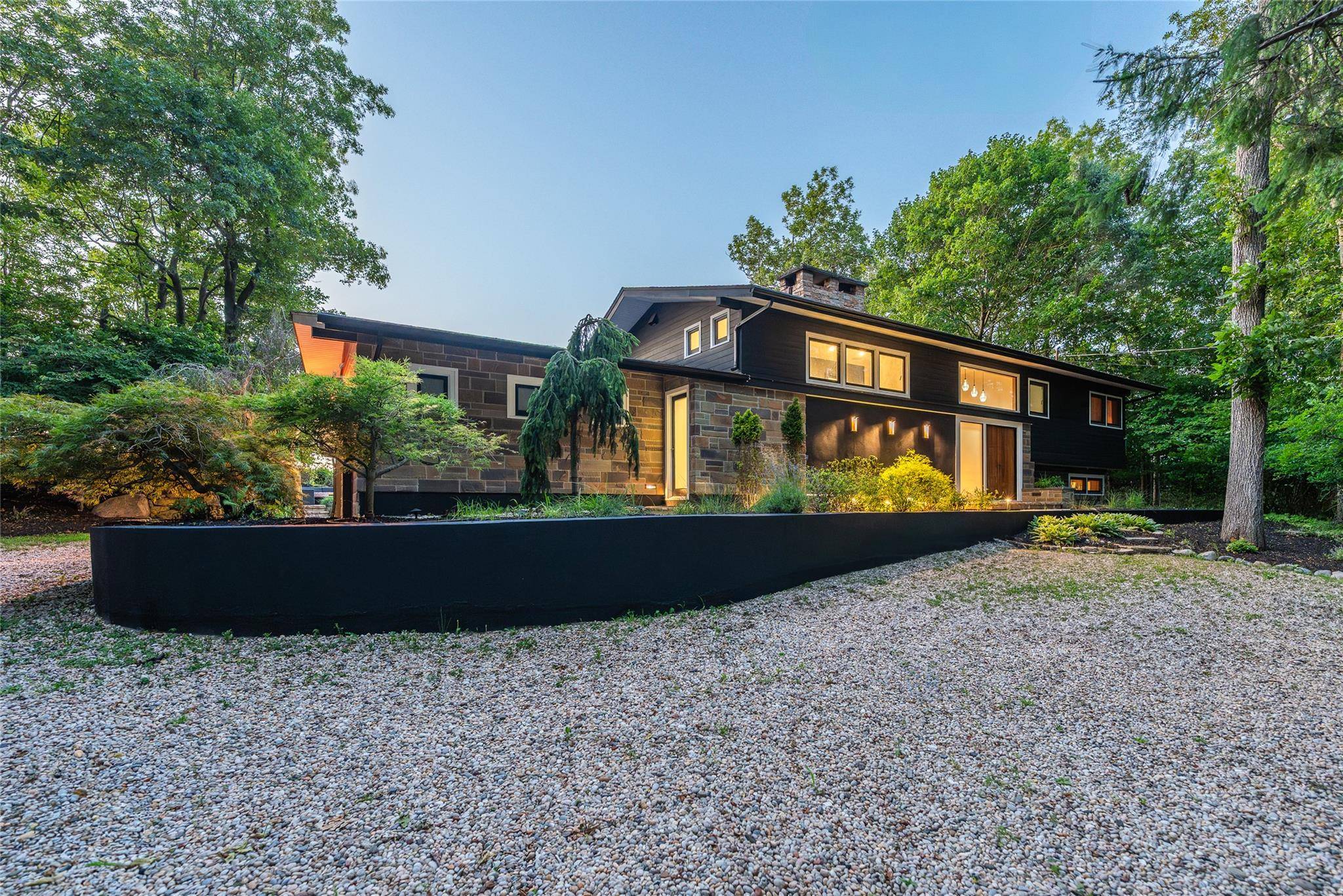 Wading River, NY 11792,123 Cliff RD