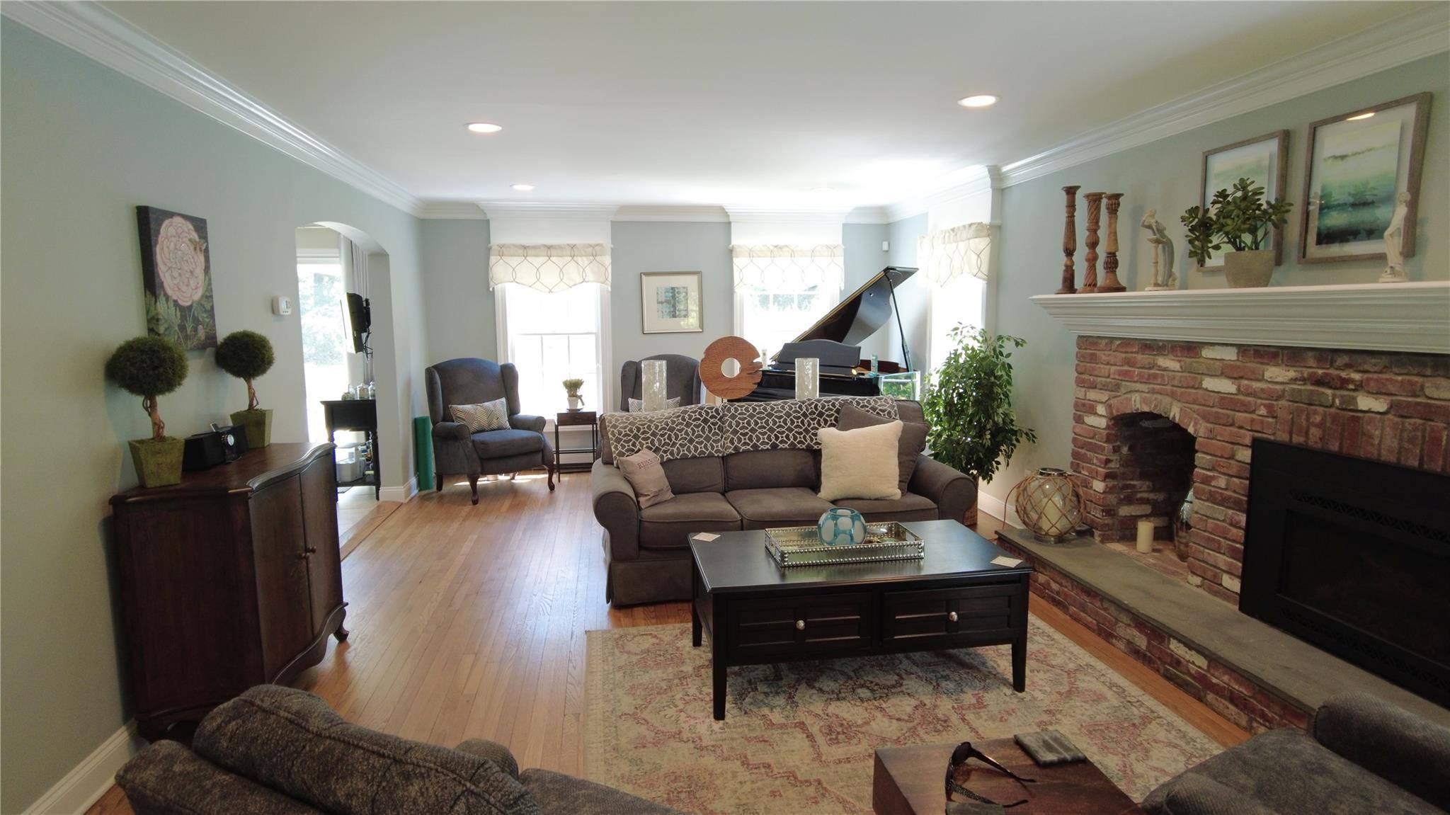 Wading River, NY 11792,9 Deerfield DR