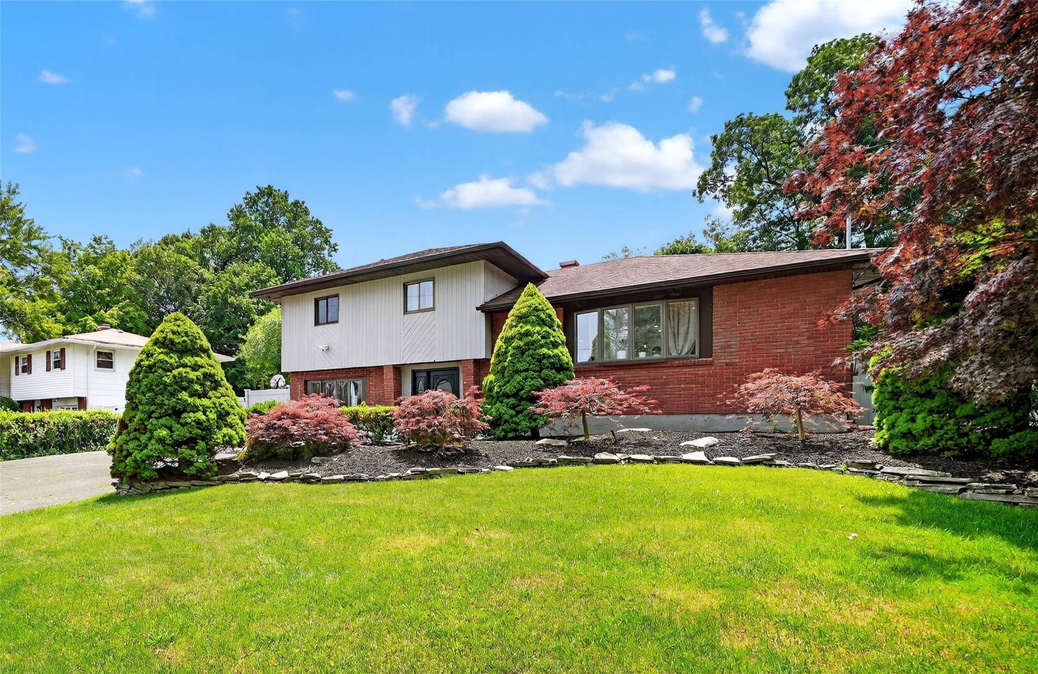 Stony Point, NY 10980,30 Botencou