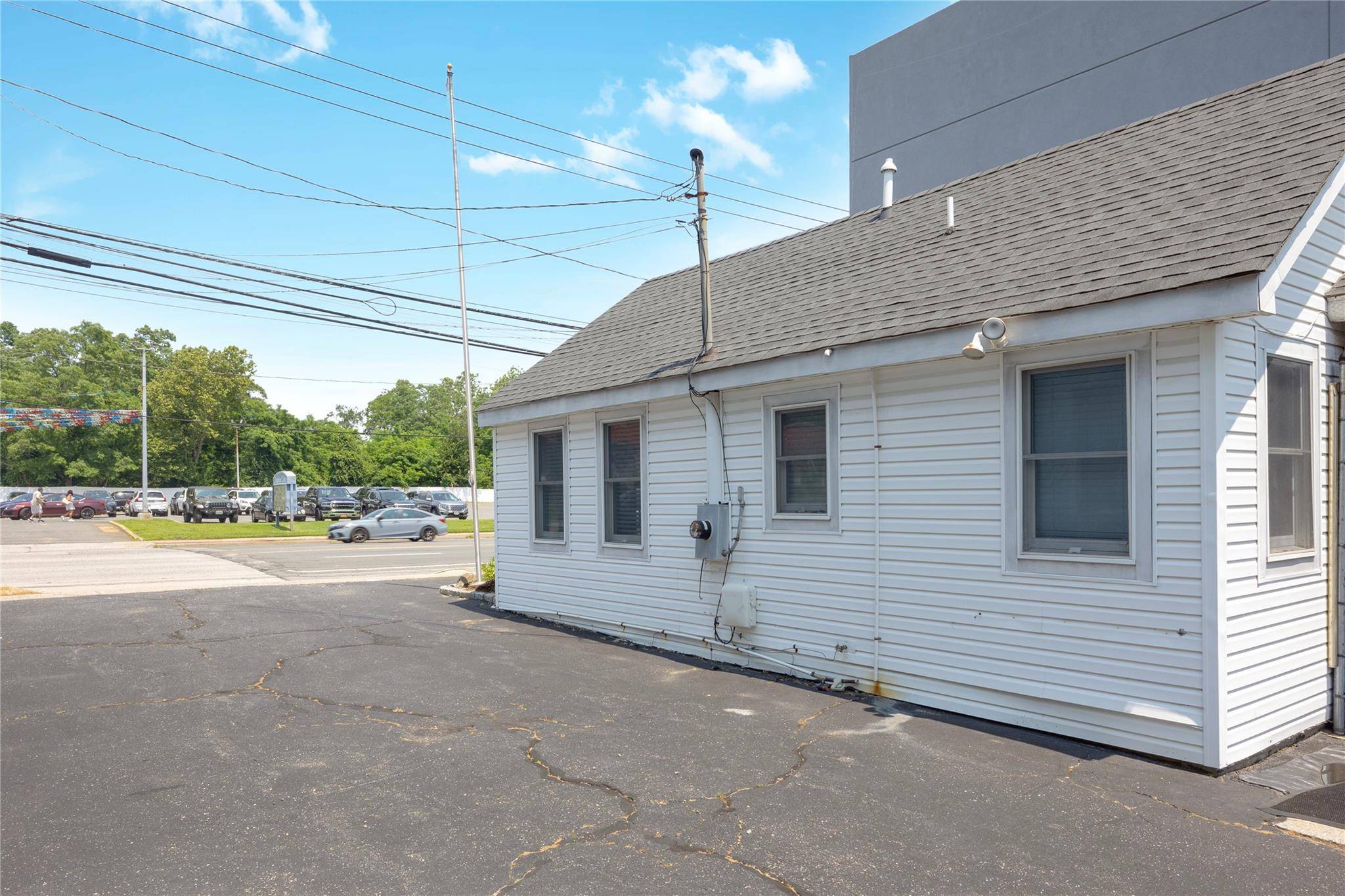 Massapequa, NY 11758,5514 Merrick RD