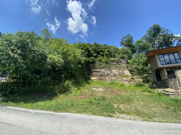 Yonkers, NY 10710,1 Avondale RD