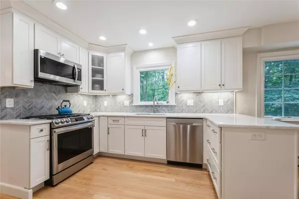 New City, NY 10956,43 Woodglen DR