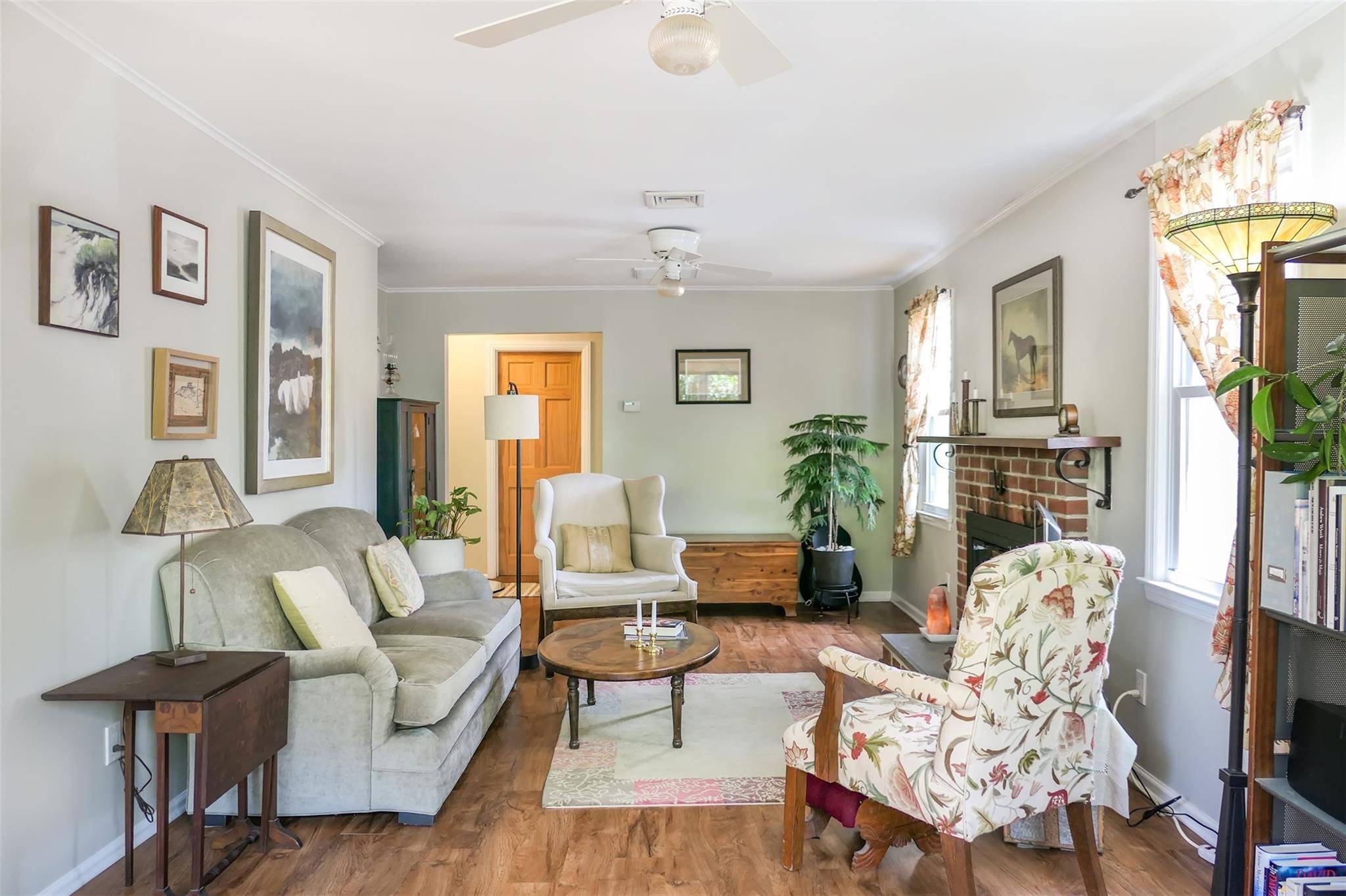 Brookhaven, NY 11719,7 Clover LN