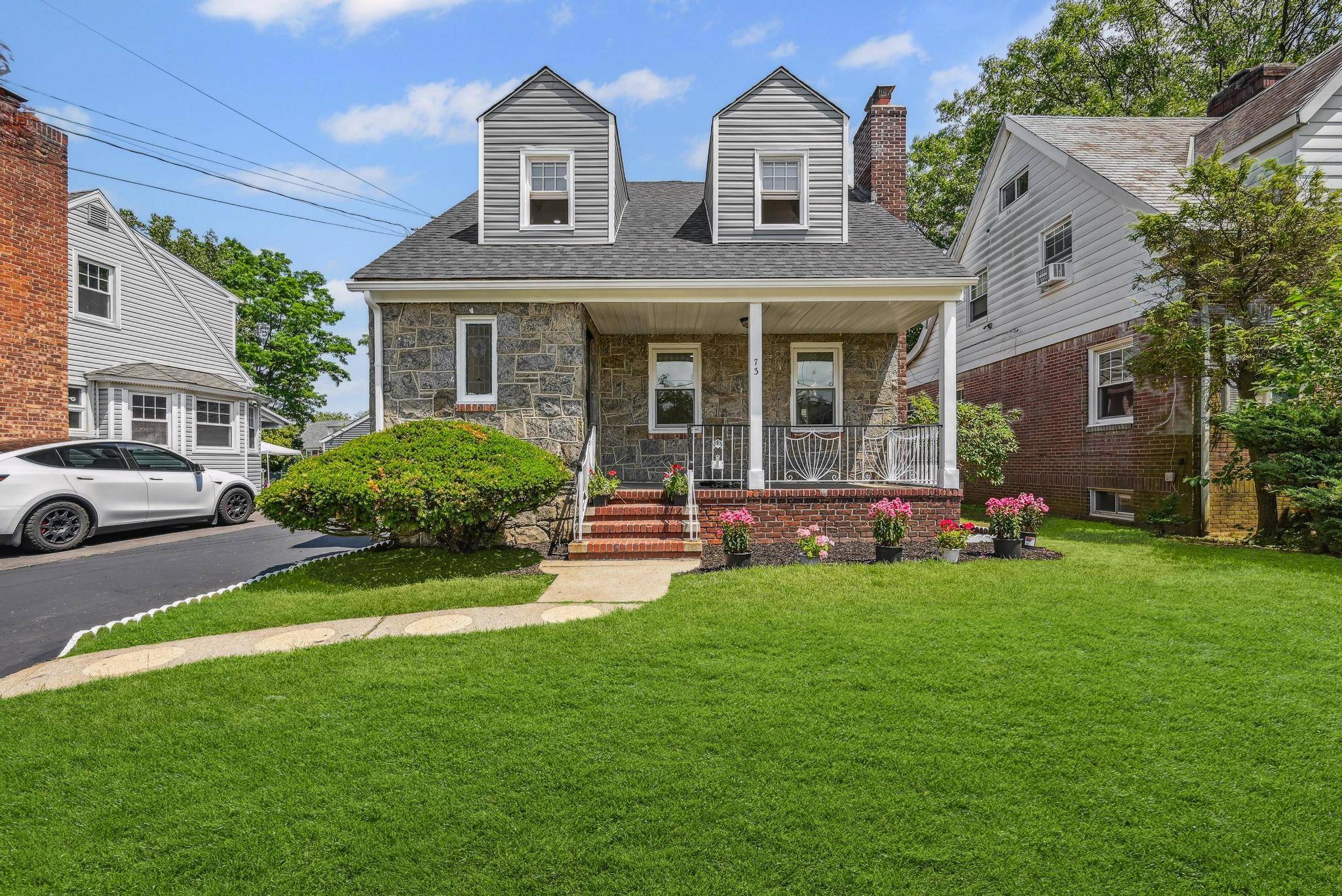 73 Broadway, Valley Stream, NY 11580