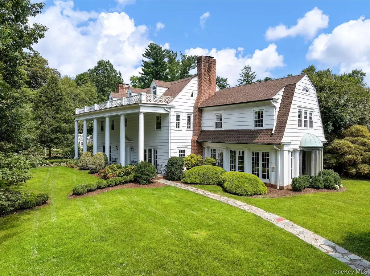 Briarcliff Manor, NY 10510,36 Revolutionary RD