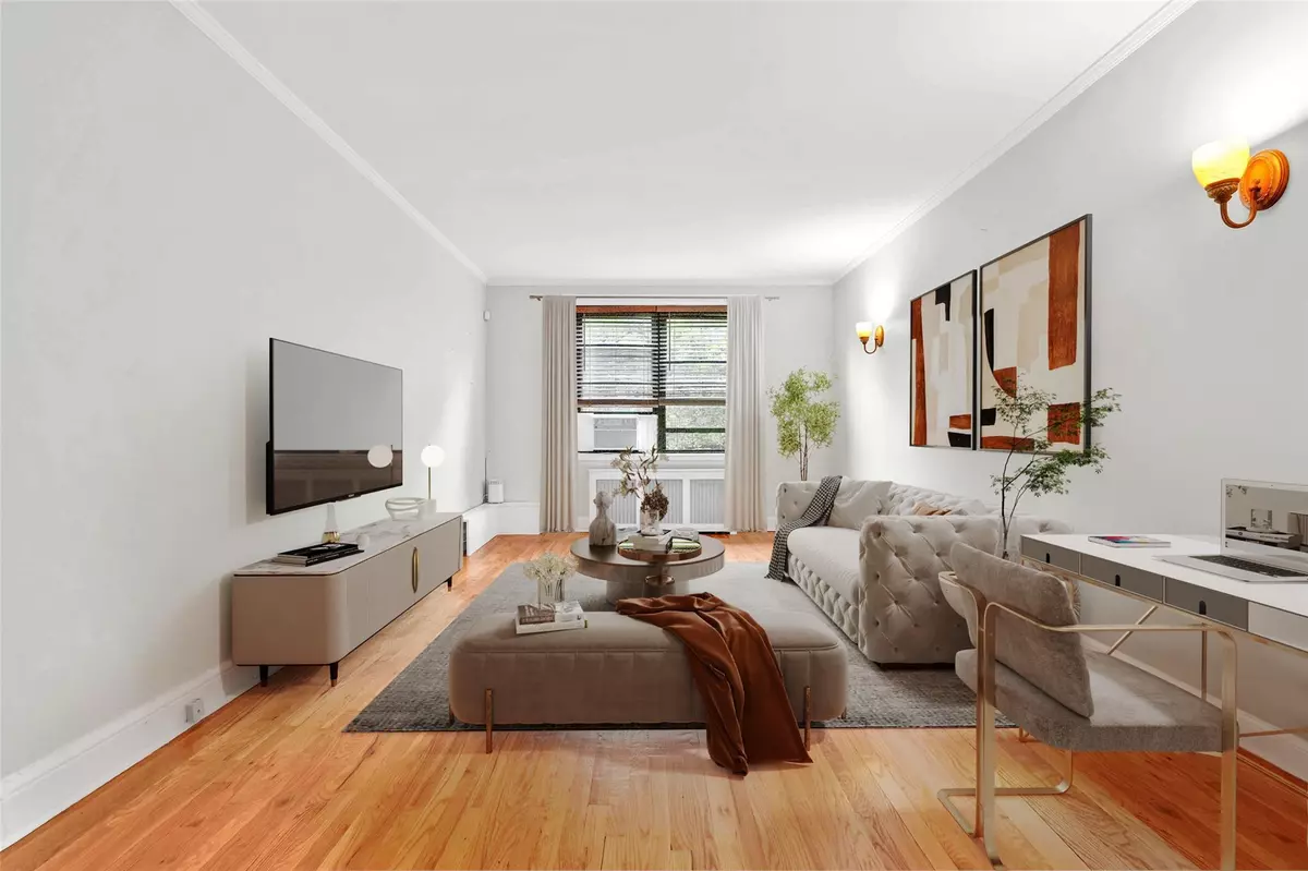 East Elmhurst, NY 11370,21-40 78th ST #2