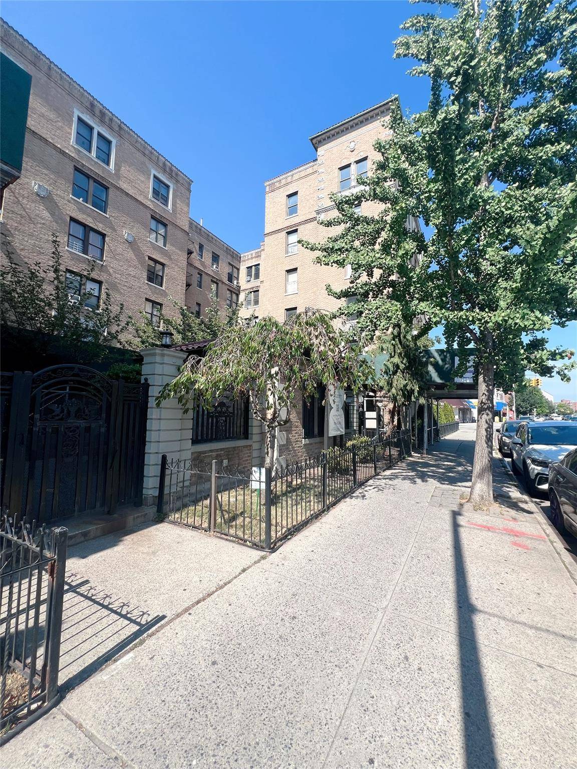 14809 Northern BLVD #3N, Flushing, NY 11354