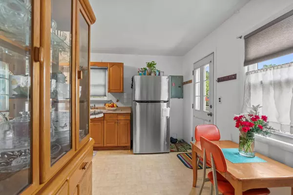 White Plains, NY 10603,182 Hillside AVE