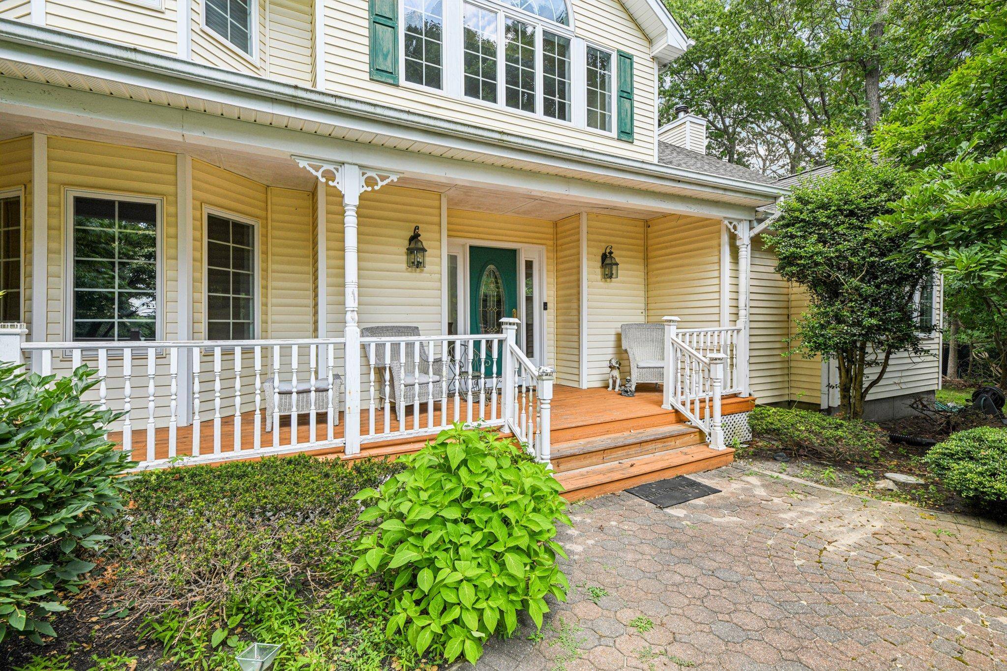 Northport, NY 11768,10 Bryan Meadow PATH