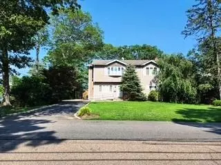 Babylon, NY 11702,353 Litchfield AVE