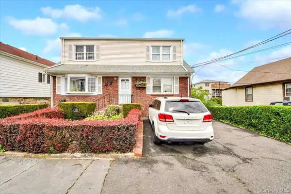 255 Glenhill AVE, Yonkers, NY 10701