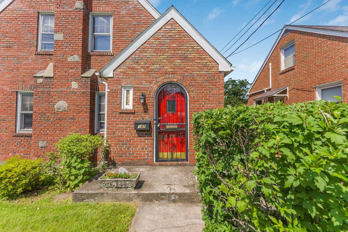Yonkers, NY 10705,147 Lee AVE