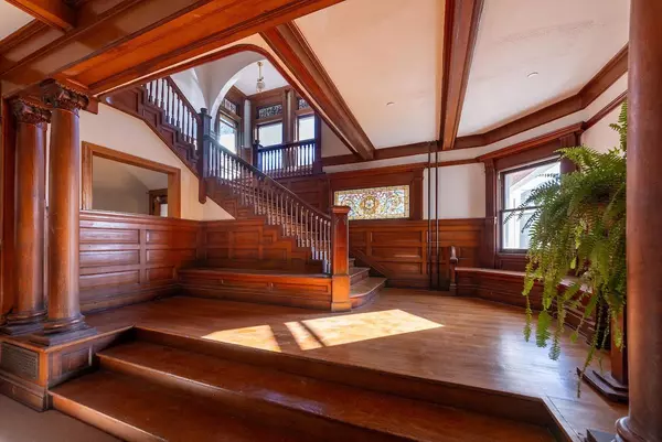 Dobbs Ferry, NY 10522,38 Oliphant AVE #7
