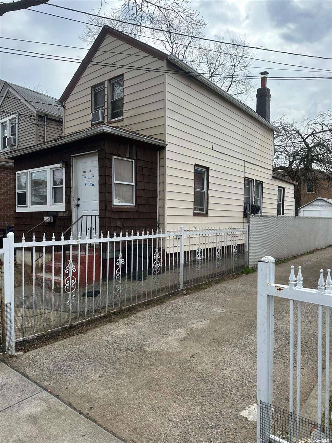 Jamaica, NY 11436,145-14 Sutter AVE