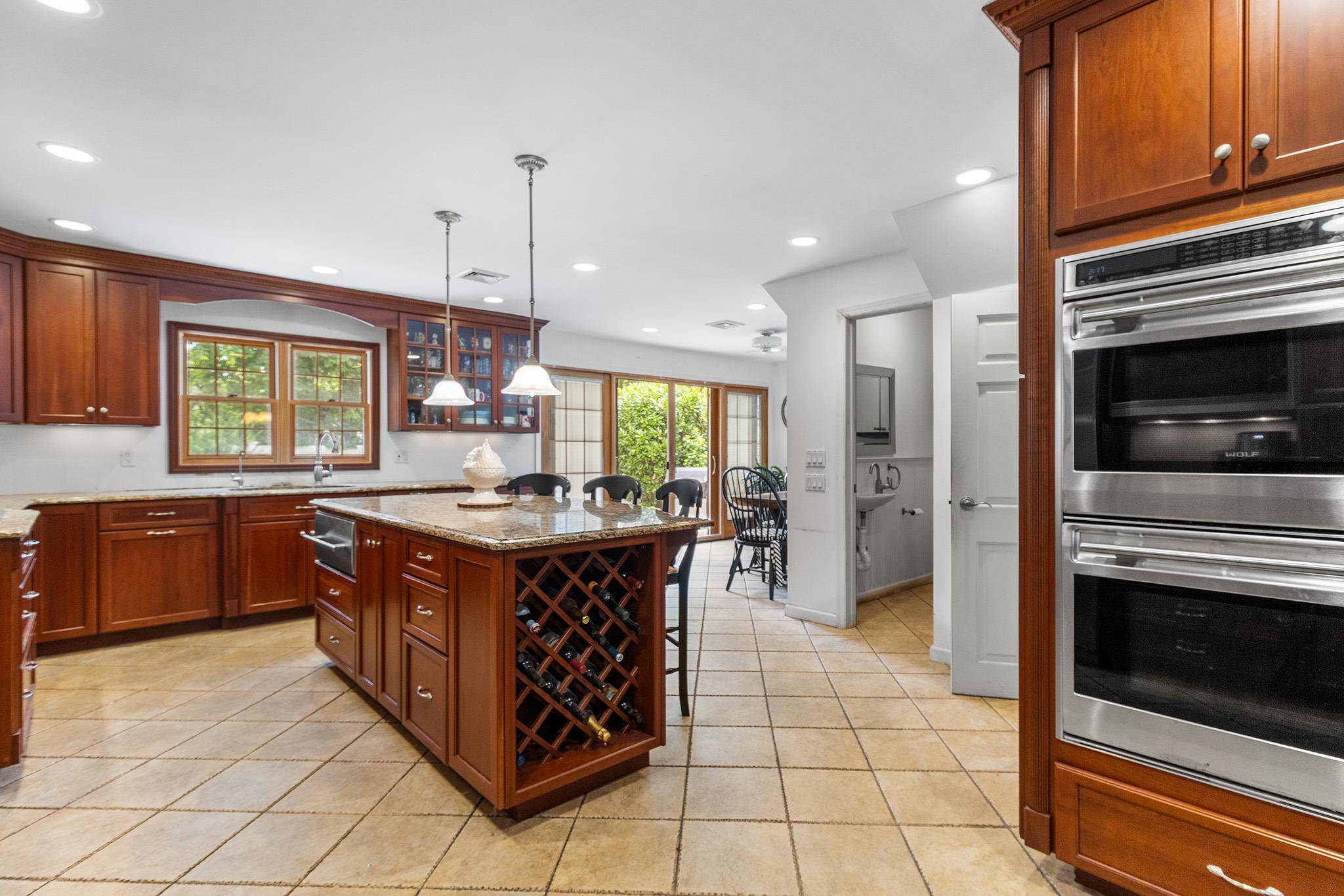 Merrick, NY 11566,42 E Webster ST
