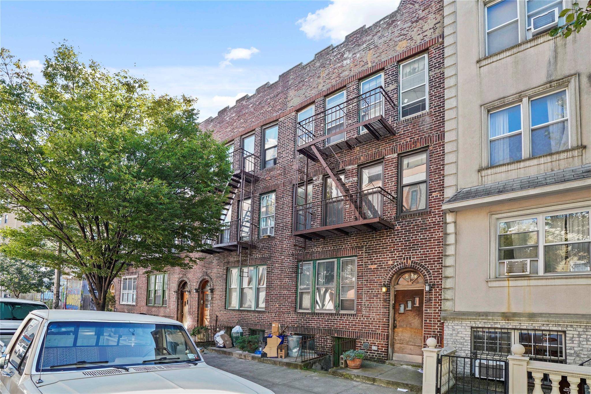 Brooklyn, NY 11211,234-238 Powers ST