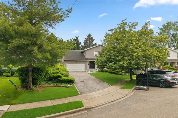 Woodmere, NY 11598,1127 Fordham LN