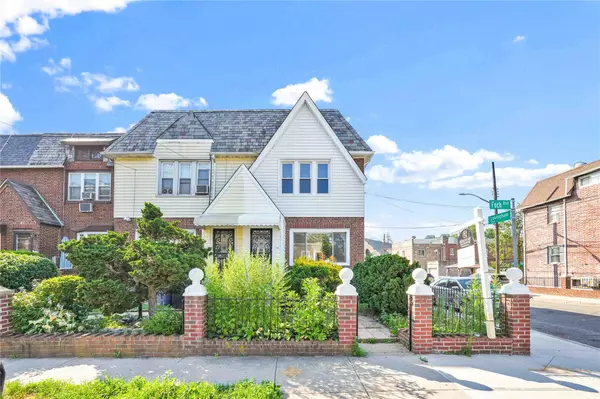 Saint Albans, NY 11412,187-02 Foch BLVD