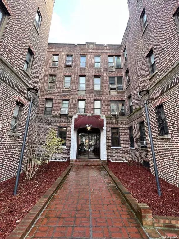 Woodside, NY 11377,38-05 65th Street #2F