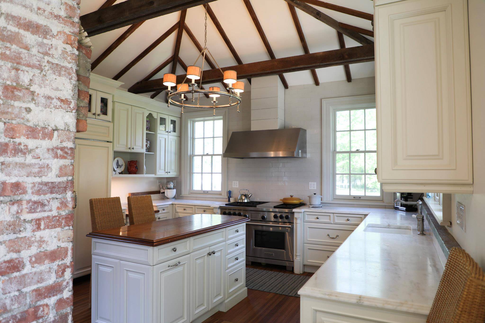East Islip, NY 11730,15 Abbey Creek