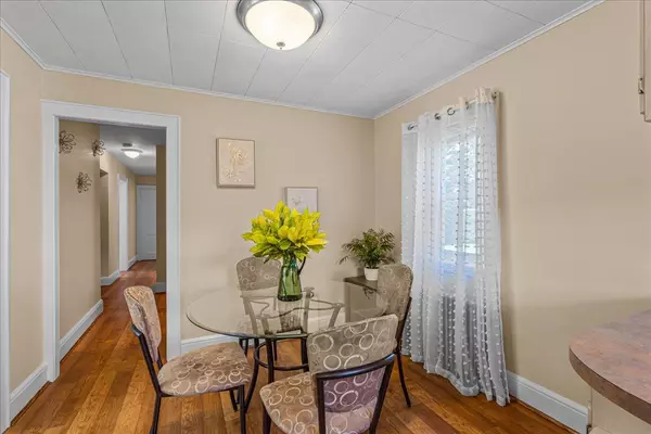 Huntington, NY 11743,5 Alyssum AVE