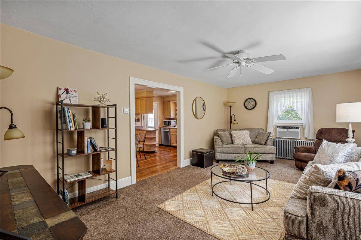 Huntington, NY 11743,5 Alyssum AVE