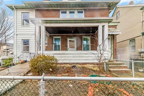 21918 107th AVE,  Queens Village,  NY 11429