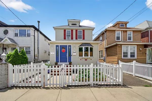 829 Logan AVE, Bronx, NY 10465