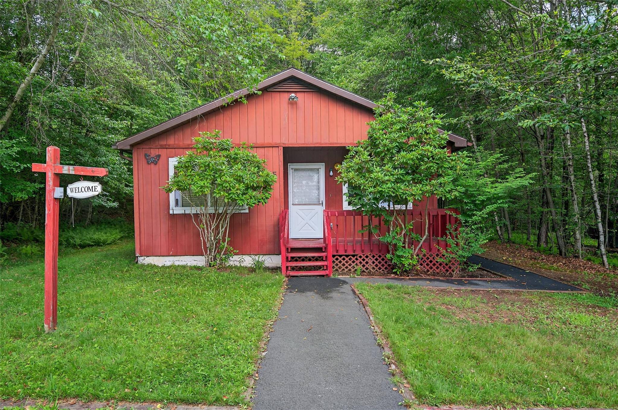 South Fallsburg, NY 12779,65 Timber Hill LN