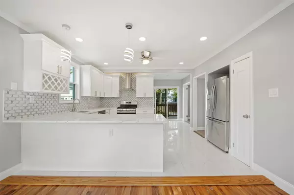 Rockville Centre, NY 11570,15 Shepherd ST