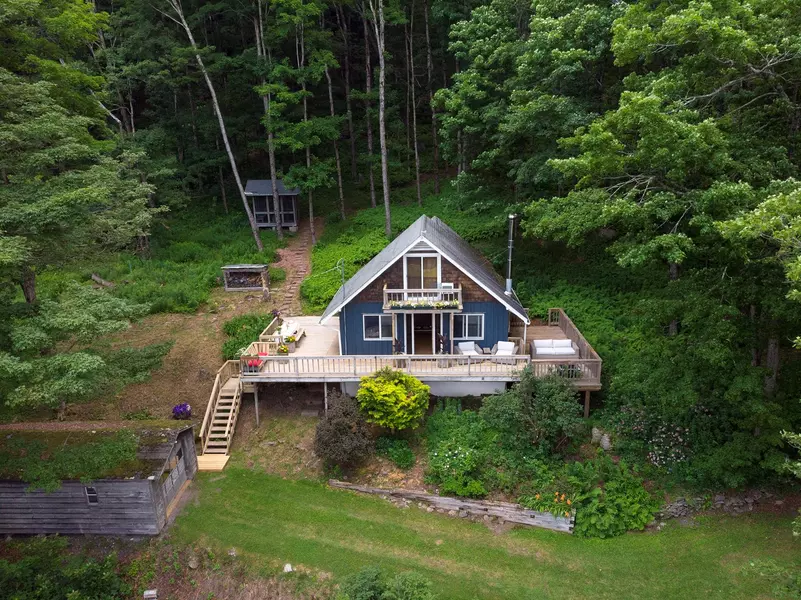 101 Porcupine RD, Grahamsville, NY 12740